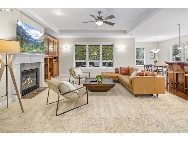 1627 Nw 35TH Cir, Camas, WA 98607