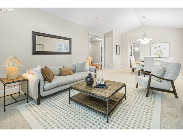 1627 Nw 35TH Cir, Camas, WA 98607