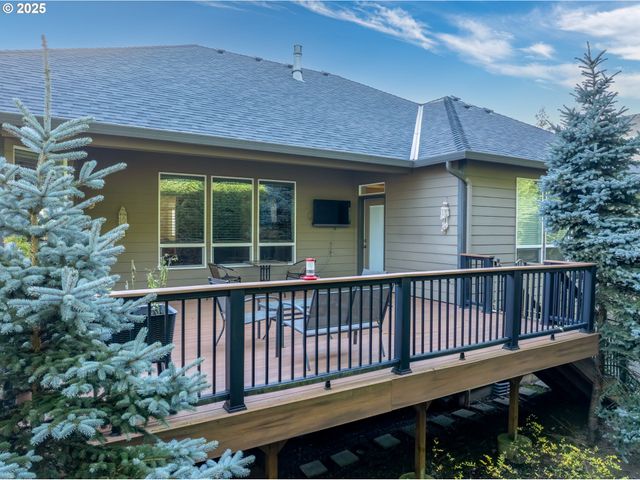 1627 Nw 35TH Cir, Camas, WA 98607