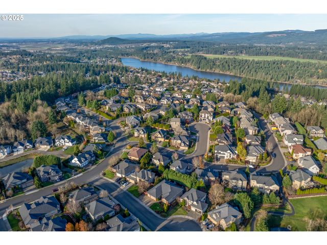 1627 Nw 35TH Cir, Camas, WA 98607