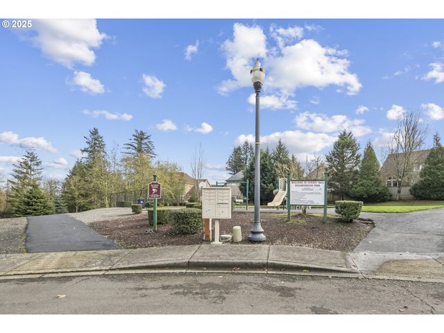 1627 Nw 35TH Cir, Camas, WA 98607