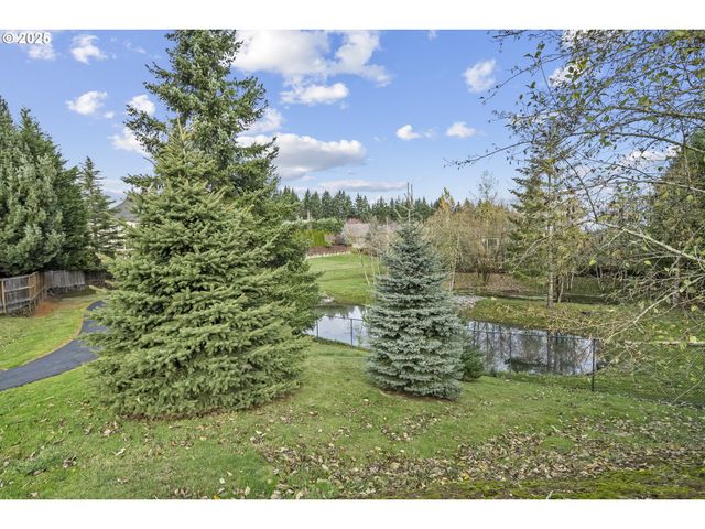 1627 Nw 35TH Cir, Camas, WA 98607