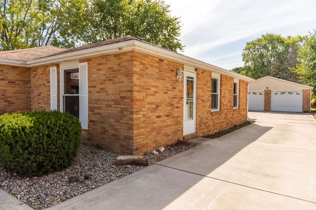 1914 Versailles Drive, Kokomo, IN 46902