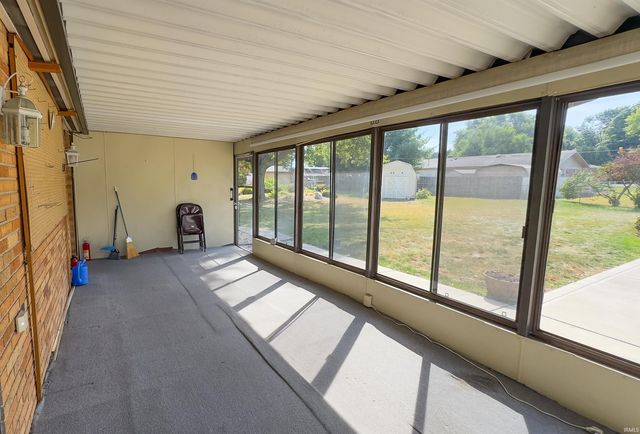 1914 Versailles Drive, Kokomo, IN 46902