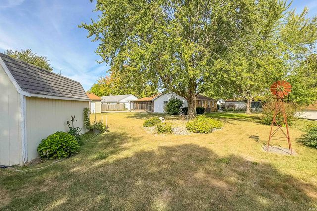 1914 Versailles Drive, Kokomo, IN 46902