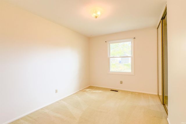 1914 Versailles Drive, Kokomo, IN 46902