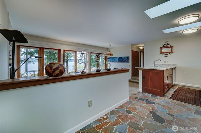 5691 Seabreeze Lane SE, Port Orchard, WA 98367