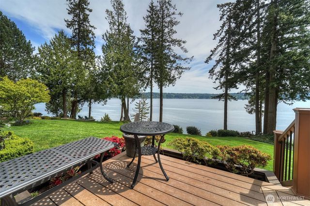 5691 Seabreeze Lane SE, Port Orchard, WA 98367