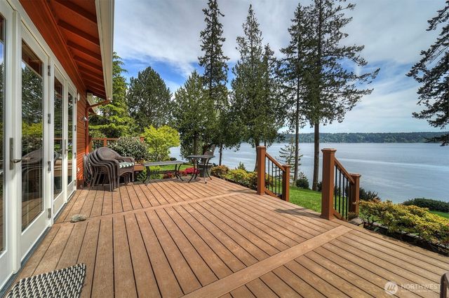 5691 Seabreeze Lane SE, Port Orchard, WA 98367