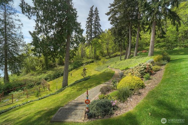5691 Seabreeze Lane SE, Port Orchard, WA 98367