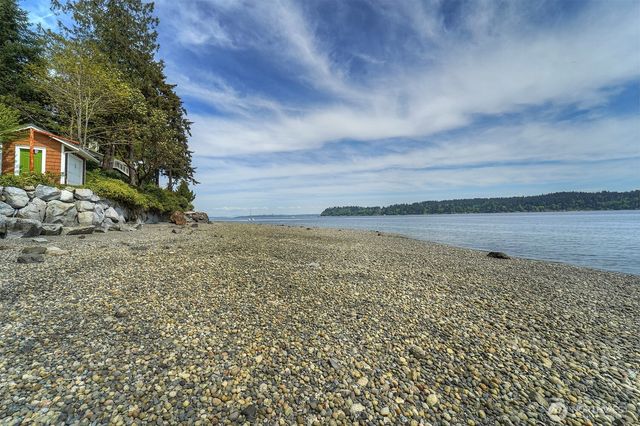 5691 Seabreeze Lane SE, Port Orchard, WA 98367