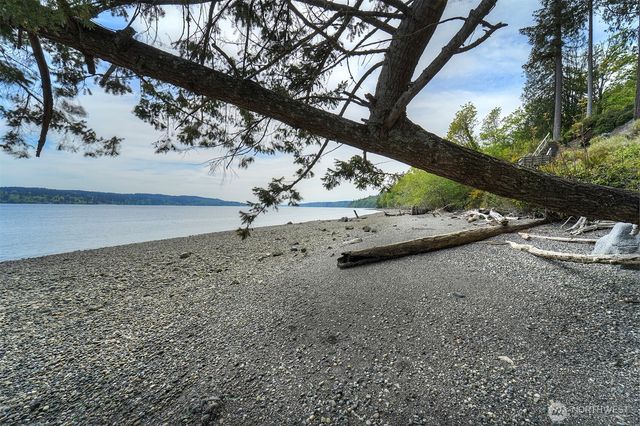 5691 Seabreeze Lane SE, Port Orchard, WA 98367