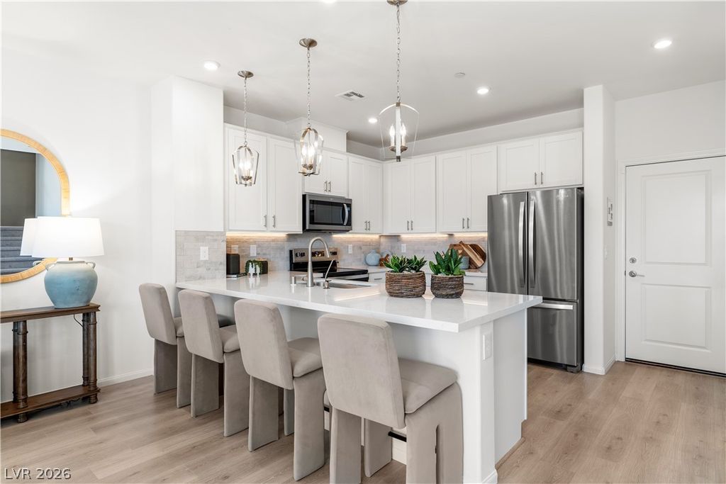 1969 Hydrangea Place, Las Vegas, NV 89106