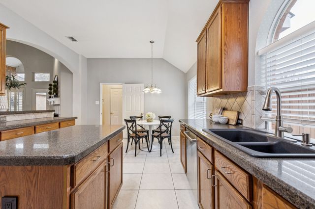 1413 Meadow Vista Drive, Carrollton, TX 75007