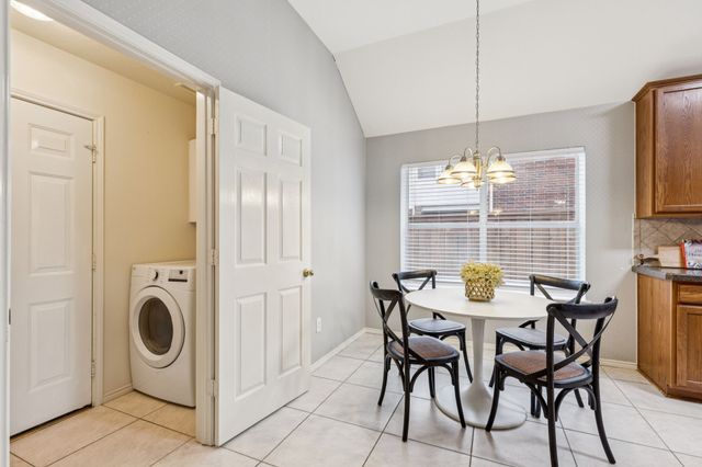 1413 Meadow Vista Drive, Carrollton, TX 75007