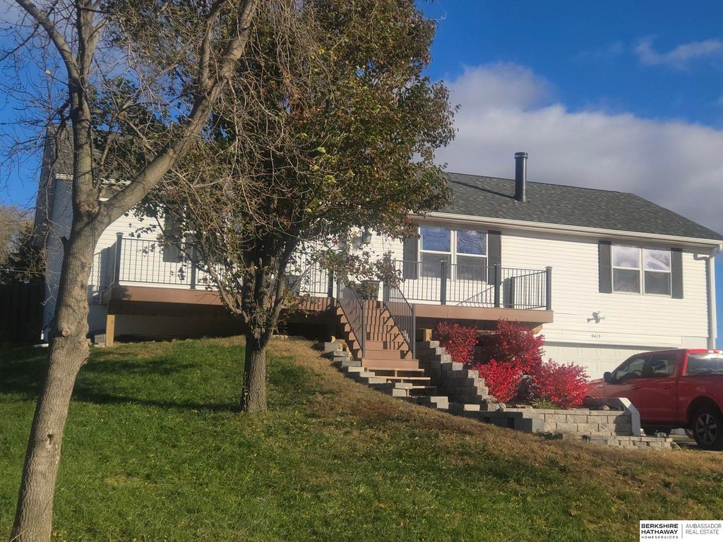 9415 MONROE Road, Plattsmouth, NE 68048