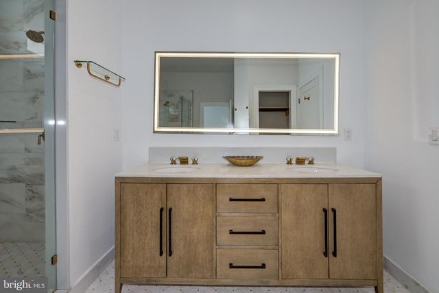 144 HURFFVILLE GRENLOCH RD, Sewell, NJ 08080