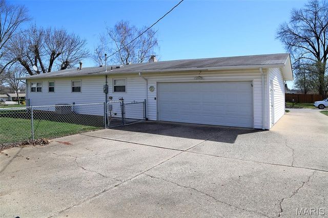 6 Tori Ann Drive, St Peters, MO 63376