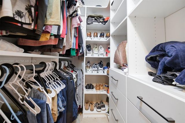 2647 NW 99th Ave, Coral Springs, FL 33065