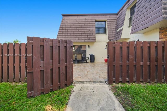 2647 NW 99th Ave, Coral Springs, FL 33065