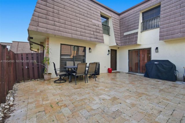 2647 NW 99th Ave, Coral Springs, FL 33065