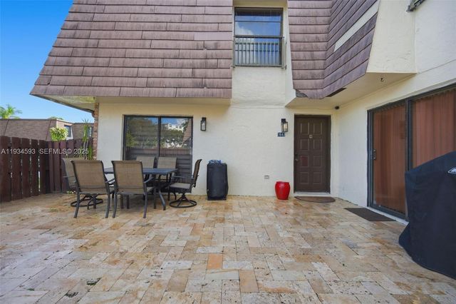 2647 NW 99th Ave, Coral Springs, FL 33065