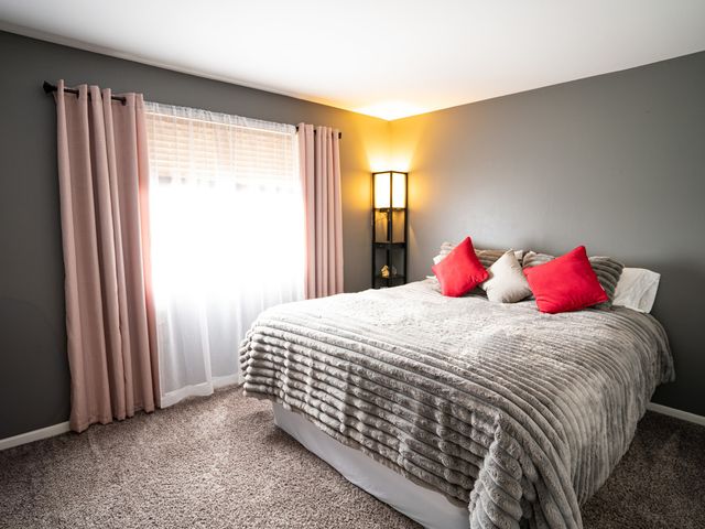 9146 W 140th Street 3NW, Orland Park, IL 60462