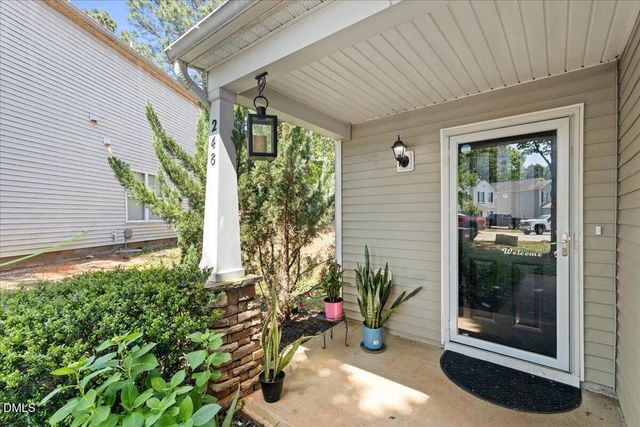 248 Brookhaven Drive, Clayton, NC 27527