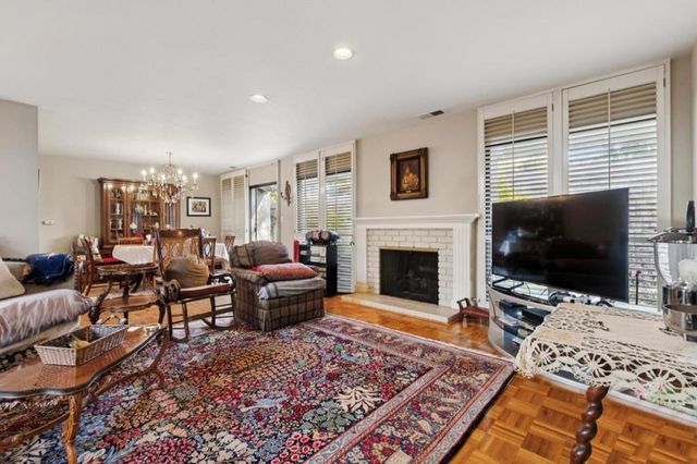 2445 Sharon Oaks Drive, Menlo Park, CA 94025