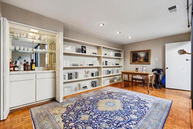 2445 Sharon Oaks Drive, Menlo Park, CA 94025