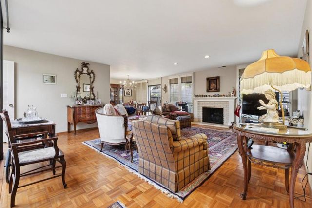 2445 Sharon Oaks Drive, Menlo Park, CA 94025