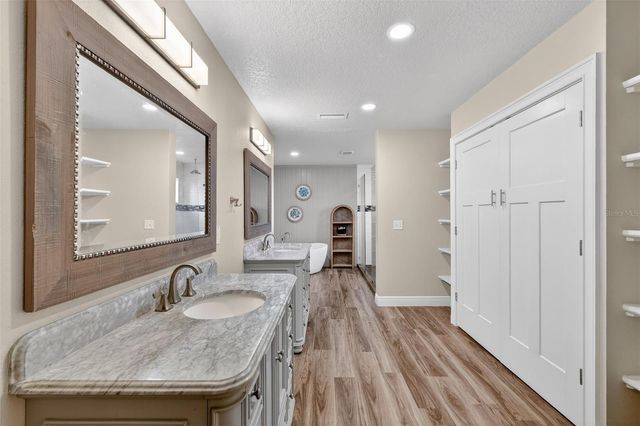 4564 COUNTY ROAD 103G, Oxford, FL 34484