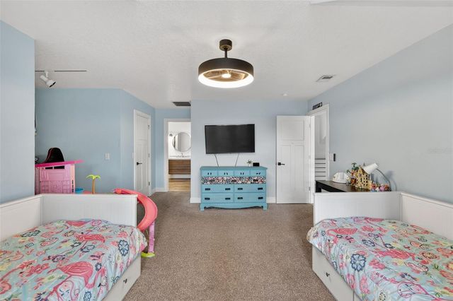 4564 COUNTY ROAD 103G, Oxford, FL 34484