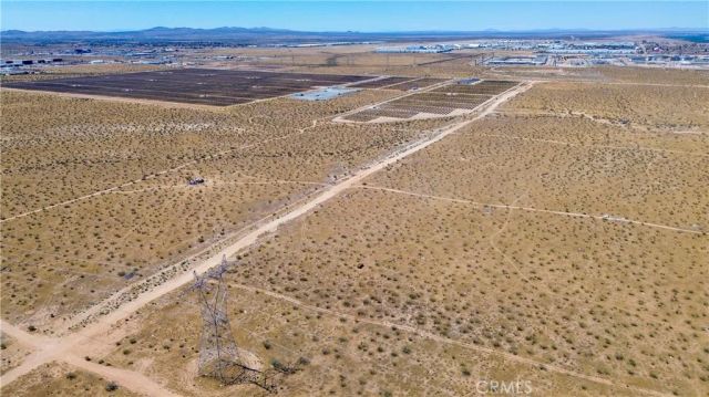 1 Brucite, Adelanto, CA 92301