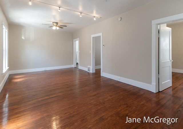 2023 Henry Street, Muskegon, MI 49441