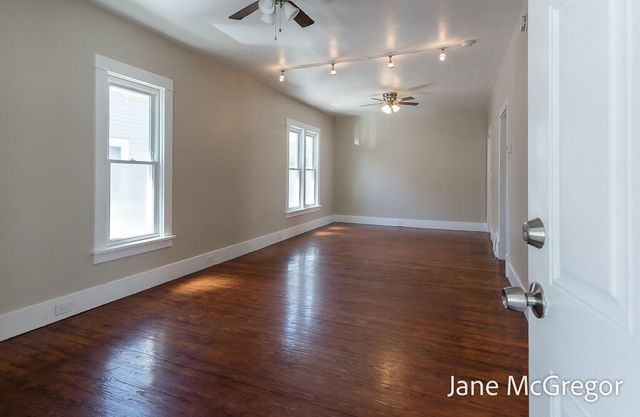 2023 Henry Street, Muskegon, MI 49441