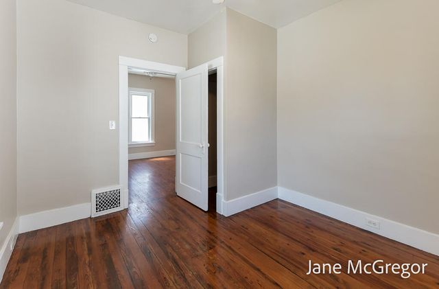 2023 Henry Street, Muskegon, MI 49441