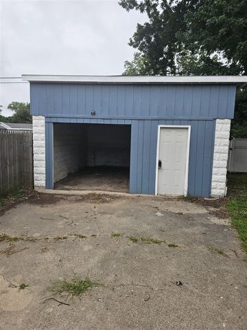 2023 Henry Street, Muskegon, MI 49441