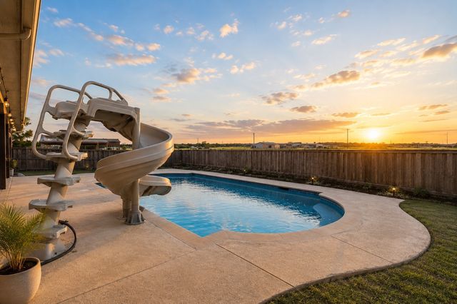 205 King George Road, Ponder, TX 76259