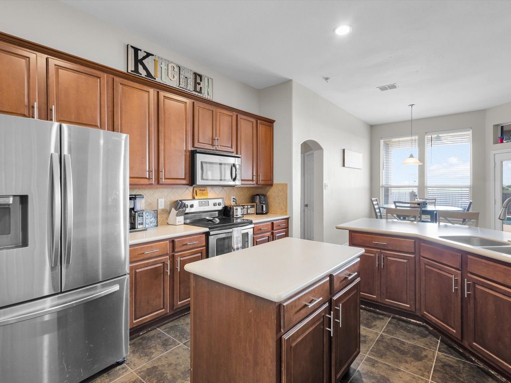 205 King George Road, Ponder, TX 76259 — photo 4
