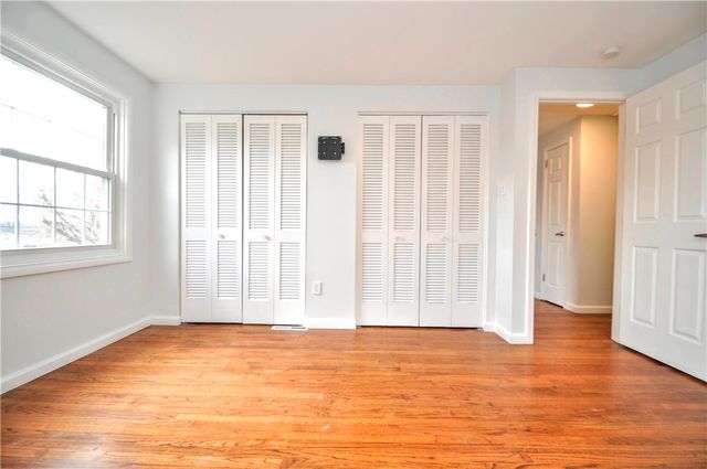 1313 Star Ridge Dr, Upper St Clair, PA 15241