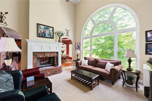 406 Mountain Point, Canton, GA 30115