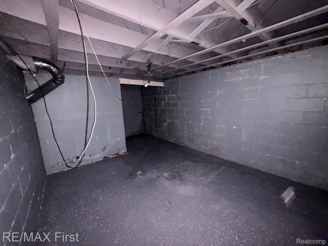 18603 Moross Road, Detroit, MI 48224