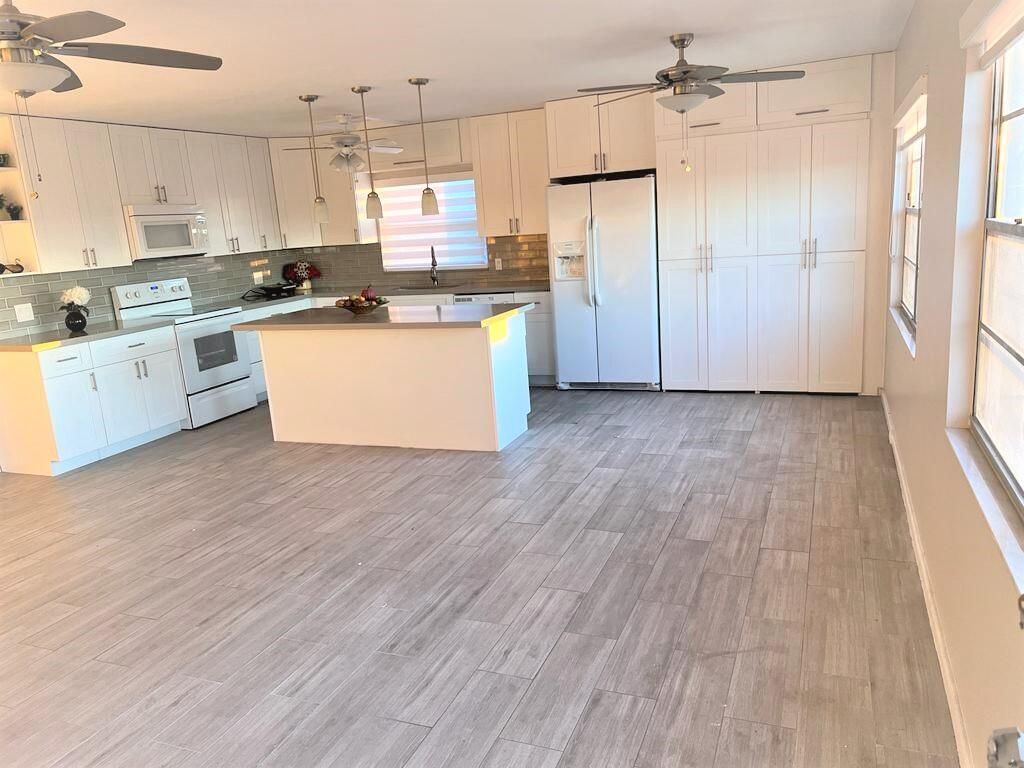 1401 SW 135th Terrace 414h, Pembroke Pines, FL 33027