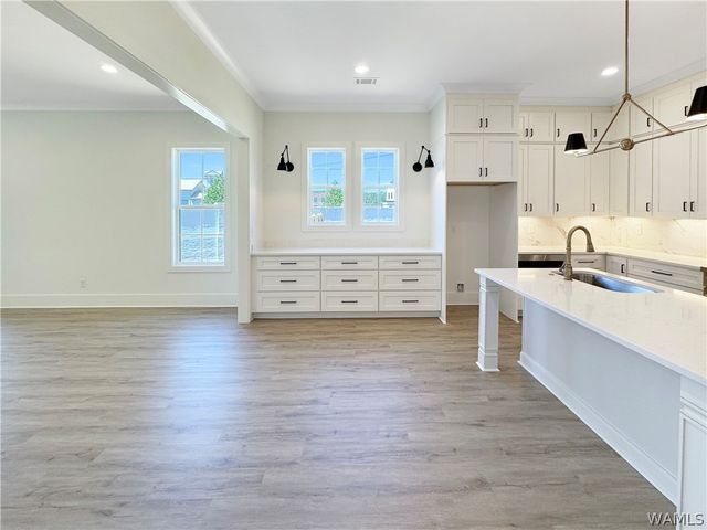 1605 Stillwater, Tuscaloosa, AL 35406