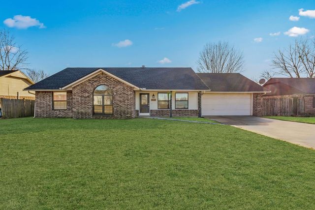 2399 Cardinal Drive, Springdale, AR 72764