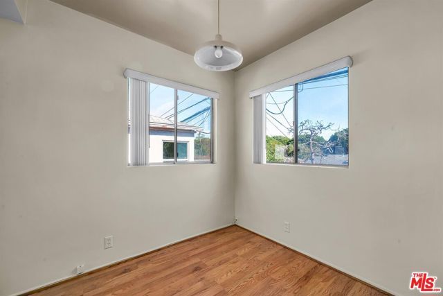 2206 Oak Street, Santa Monica, CA 90405