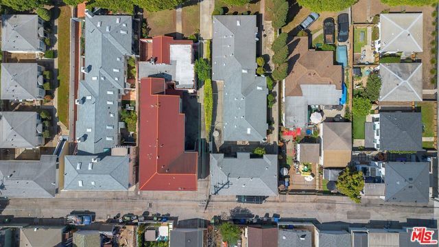 2206 Oak Street, Santa Monica, CA 90405