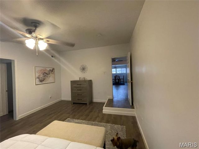 8428 Saint Olaf Drive, St Louis, MO 63134