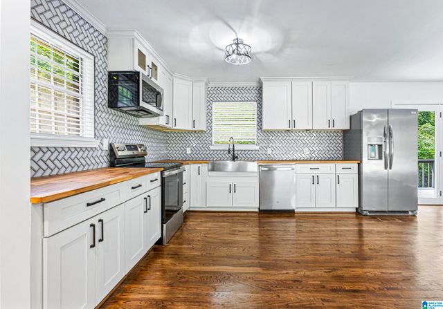 2504 OCTOBER DRIVE, Adamsville, AL 35005